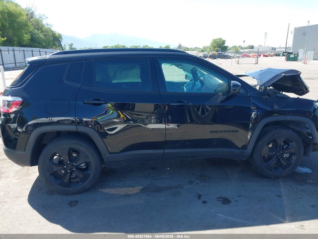 3C4NJDBB9LT256105 Jeep Compass Altitude 4x4