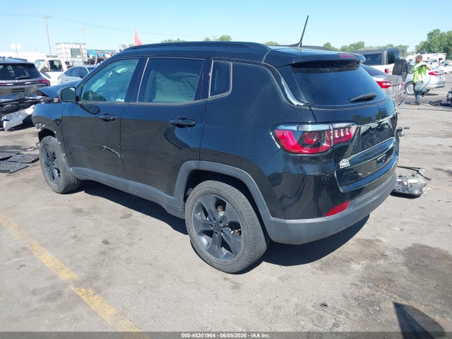 3C4NJDBB9LT256105 Jeep Compass Altitude 4x4