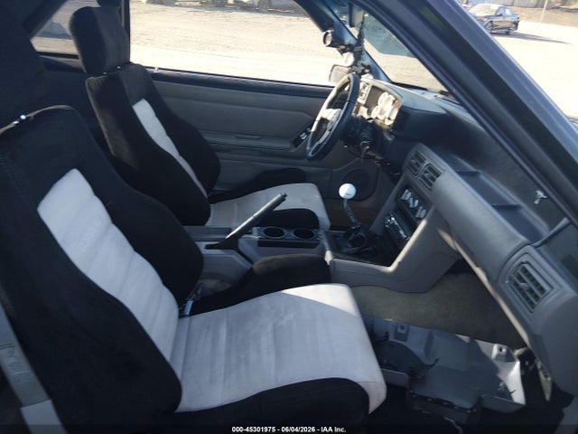 45301975 :رقم المزاد ، 1FACP41E5NF169712 vin ، 1992 Ford Mustang Lx مزاد بيع