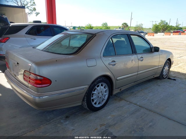 Продаж на аукціоні авто 2000 Mercedes-benz E 320, vin: WDBJF65J2YB066376, номер лоту: 45301979