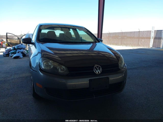 Продажа на аукционе авто 2013 Volkswagen Golf 2.5l 2-door, vin: WVWAB7AJ2DW023006, номер лота: 45302017