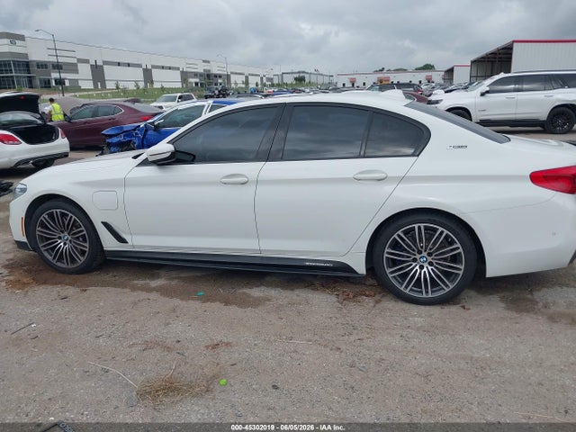 45302019 :رقم المزاد ، WBAJA9C5XKB389702 vin ، 2019 Bmw 530e Iperformance مزاد بيع