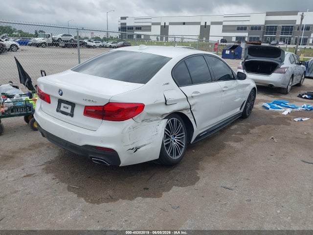45302019 :رقم المزاد ، WBAJA9C5XKB389702 vin ، 2019 Bmw 530e Iperformance مزاد بيع