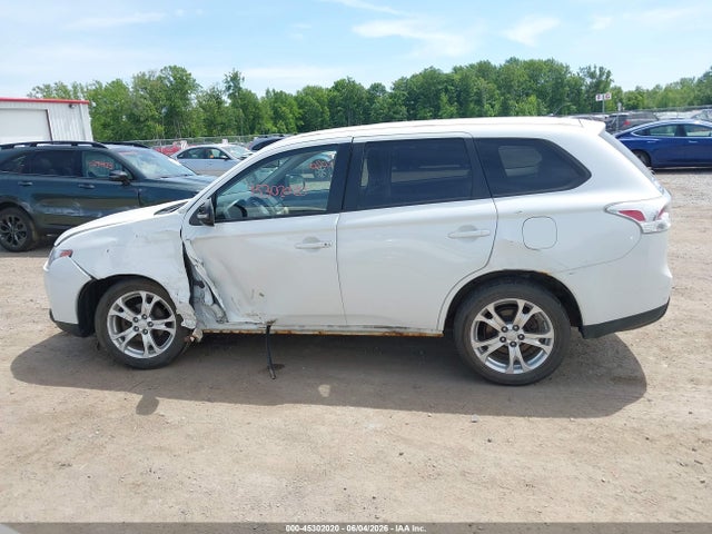 2014 Mitsubishi Outlander Se მანქანა იყიდება აუქციონზე, vin: JA4AZ3A37EZ015693, აუქციონის ნომერი: 45302020