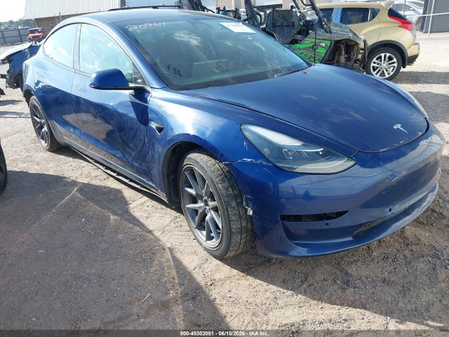 Auction sale of the 2022 Tesla Model 3 Long Range Dual Motor All-wheel Drive, vin: 5YJ3E1EB3NF290435, lot number: 45302051
