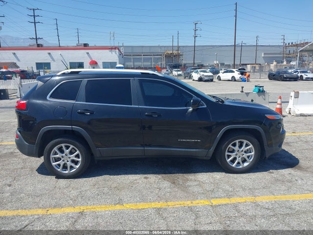 1C4PJLCX5JD595122 Jeep Cherokee Latitude Fwd