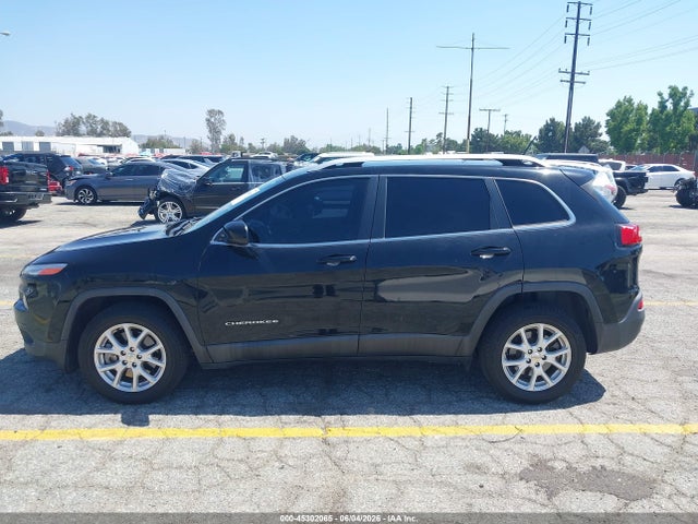 1C4PJLCX5JD595122 Jeep Cherokee Latitude Fwd
