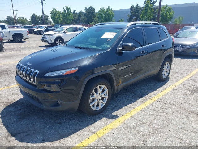 1C4PJLCX5JD595122 Jeep Cherokee Latitude Fwd