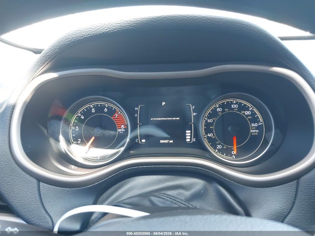 1C4PJLCX5JD595122 Jeep Cherokee Latitude Fwd