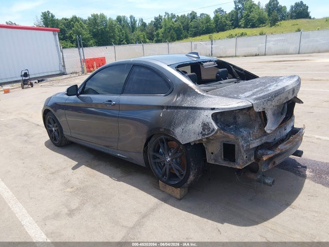 45302094 :رقم المزاد ، WBA2G1C55HV638774 vin ، 2017 Bmw M240i مزاد بيع