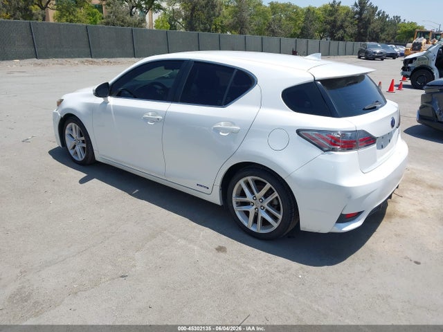 JTHKD5BH0H2288064 Lexus CT 200H