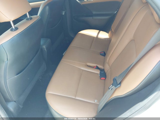 JTHKD5BH0H2288064 Lexus CT 200H