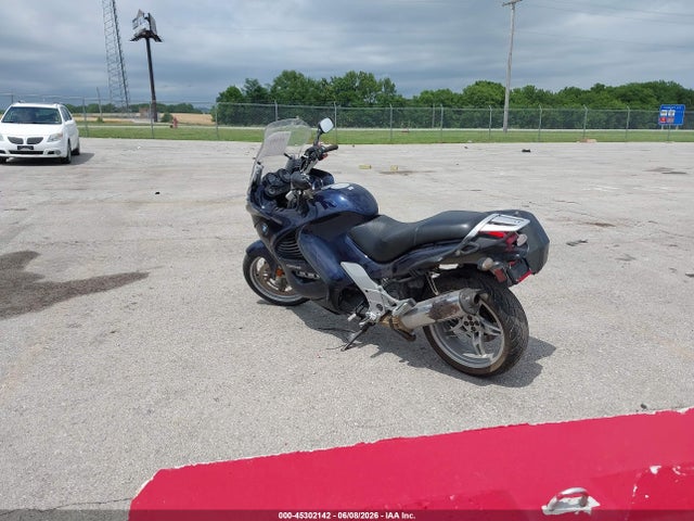 45302142 :رقم المزاد ، WB10558A24ZK01781 vin ، 2004 Bmw K1200 Gt مزاد بيع