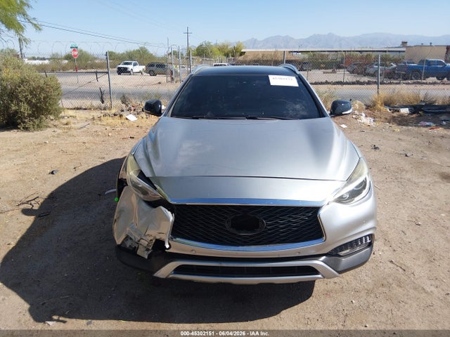 Infiniti Qx30 Premium 2018 SJKCH5CR7JA054255 Image 11