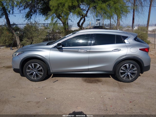 Infiniti Qx30 Premium 2018 SJKCH5CR7JA054255 Image 13