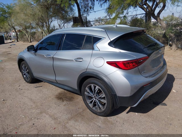 Infiniti Qx30 Premium 2018 SJKCH5CR7JA054255 Image 3