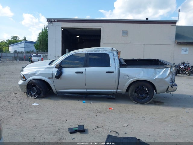 45302215 :رقم المزاد ، 1C6RR7NT9GS137694 vin ، 2016 Ram 1500 Laramie مزاد بيع