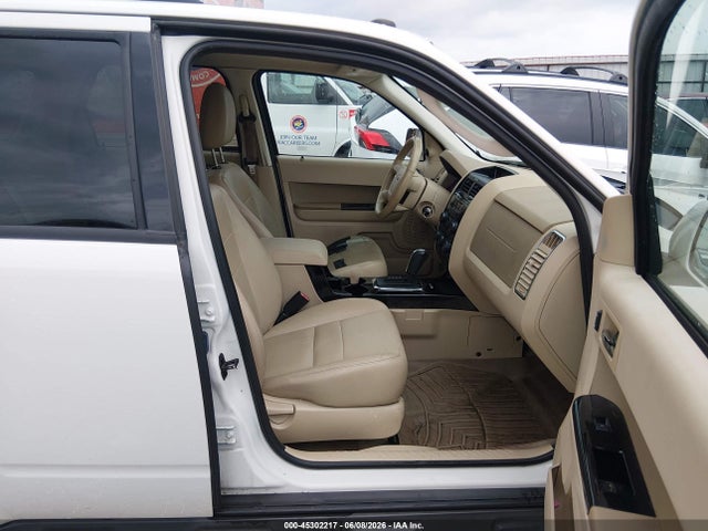 2011 Ford Escape Limited მანქანა იყიდება აუქციონზე, vin: 1FMCU9EG4BKB98211, აუქციონის ნომერი: 45302217