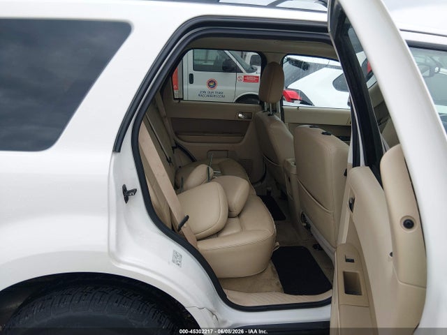 2011 Ford Escape Limited მანქანა იყიდება აუქციონზე, vin: 1FMCU9EG4BKB98211, აუქციონის ნომერი: 45302217