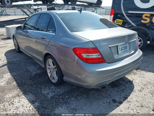 Продажа на аукционе авто 2012 Mercedes-benz C 300 Sport 4matic, vin: WDDGF8BB7CR233146, номер лота: 45302221