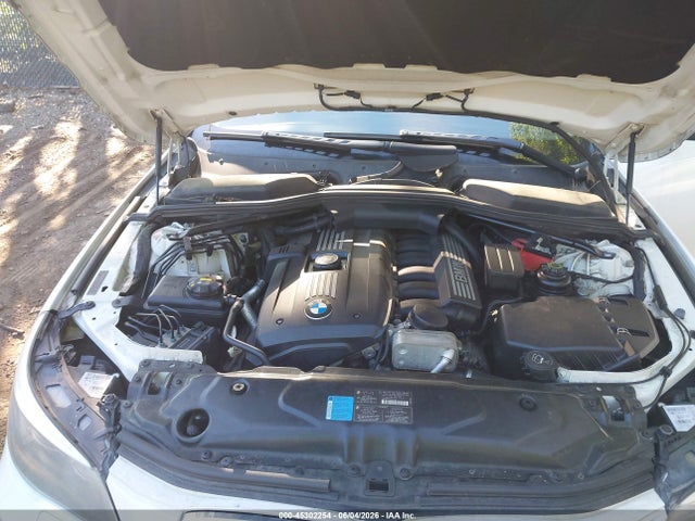 2010 Bmw 528i Xdrive მანქანა იყიდება აუქციონზე, vin: WBANV1C5XAC389148, აუქციონის ნომერი: 45302254