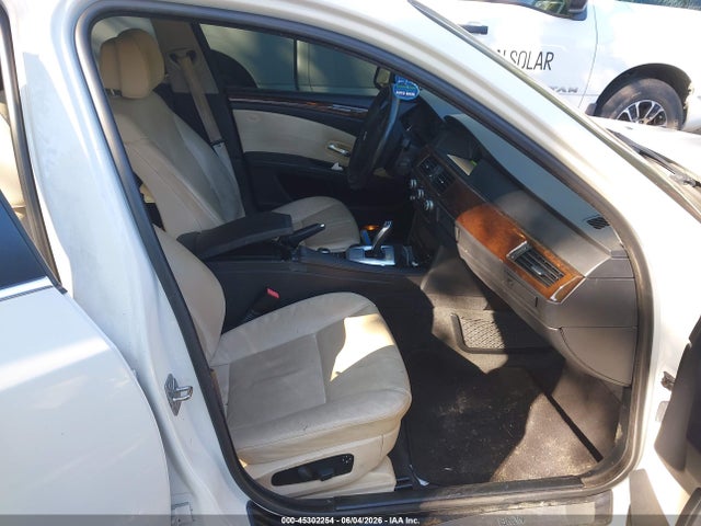 2010 Bmw 528i Xdrive მანქანა იყიდება აუქციონზე, vin: WBANV1C5XAC389148, აუქციონის ნომერი: 45302254