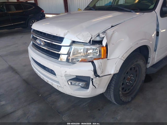 Продажа на аукционе авто 2016 Ford Expedition Xlt, vin: 1FMJU1HT1GEF50636, номер лота: 45302259
