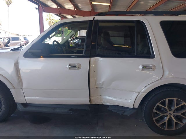 Продажа на аукционе авто 2016 Ford Expedition Xlt, vin: 1FMJU1HT1GEF50636, номер лота: 45302259