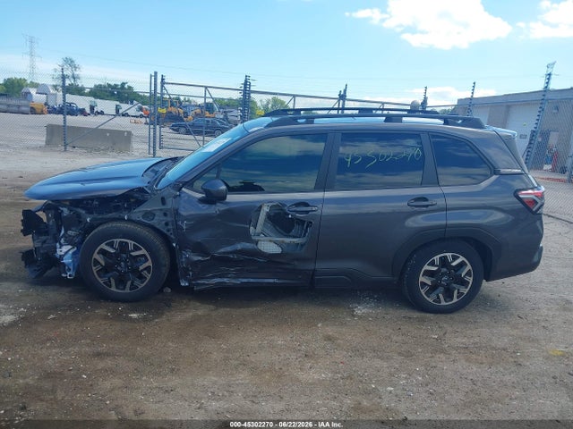 45302270 :رقم المزاد ، JF2SLDBC1SH425344 vin ، 2025 Subaru Forester Premium مزاد بيع