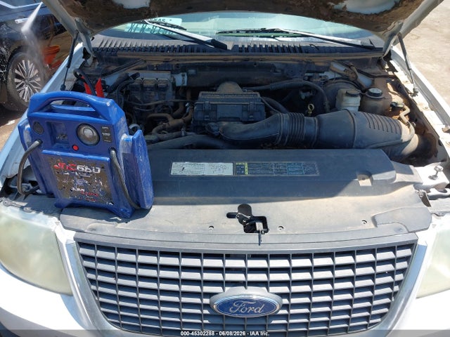 45302288 :رقم المزاد ، 1FMPU16555LB04402 vin ، 2005 Ford Expedition Xlt مزاد بيع