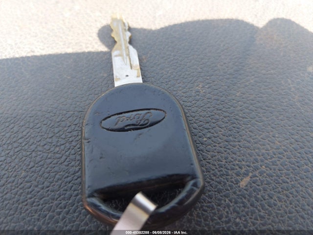 45302288 :رقم المزاد ، 1FMPU16555LB04402 vin ، 2005 Ford Expedition Xlt مزاد بيع