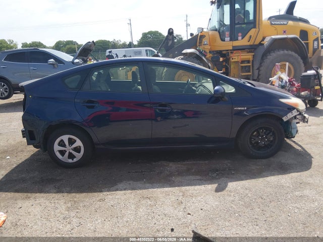 Toyota Prius Two 2015 JTDKN3DU3F0485347 Image 14