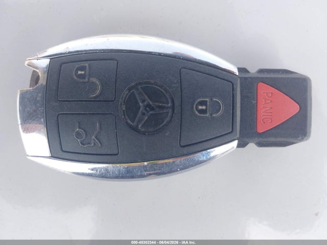 WDCGG5HB2EG289369 Mercedes-Benz GLK 350