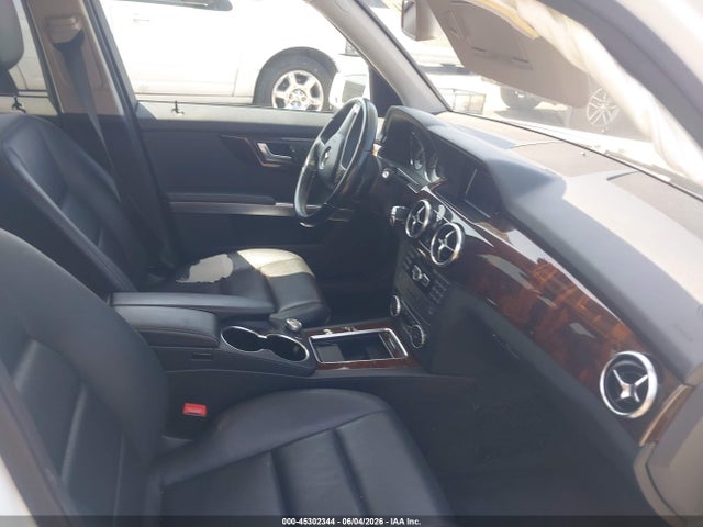 WDCGG5HB2EG289369 Mercedes-Benz GLK 350