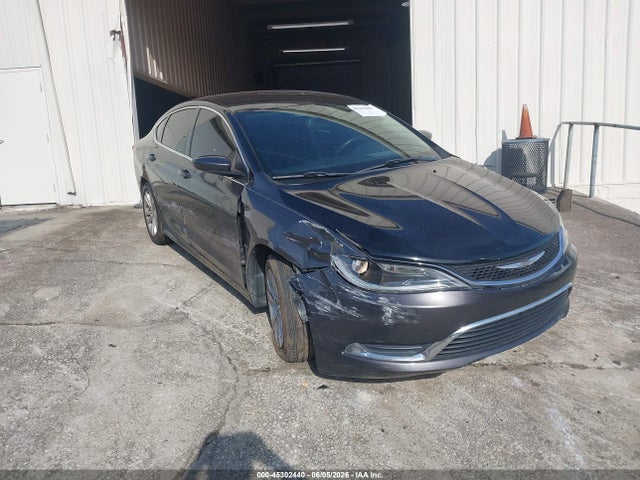 45302440 :رقم المزاد ، 1C3CCCAB5FN705432 vin ، 2015 Chrysler 200 Limited مزاد بيع