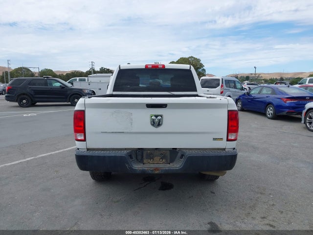 1C6RR6KG7JS347283 RAM 1500 Tradesman 4x2 5&#039;7 Box