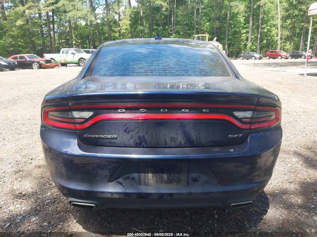 Продаж на аукціоні авто 2015 Dodge Charger Sxt, vin: 2C3CDXHG2FH805552, номер лоту: 45302545