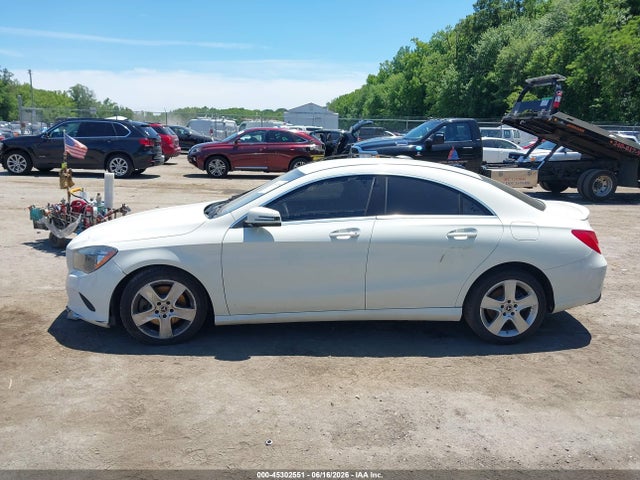 45302551 :رقم المزاد ، WDDSJ4EB5JN531793 vin ، 2018 Mercedes-benz Cla 250 مزاد بيع