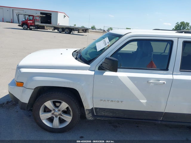 2014 Jeep Patriot Latitude მანქანა იყიდება აუქციონზე, vin: 1C4NJPFB8ED826311, აუქციონის ნომერი: 45302558