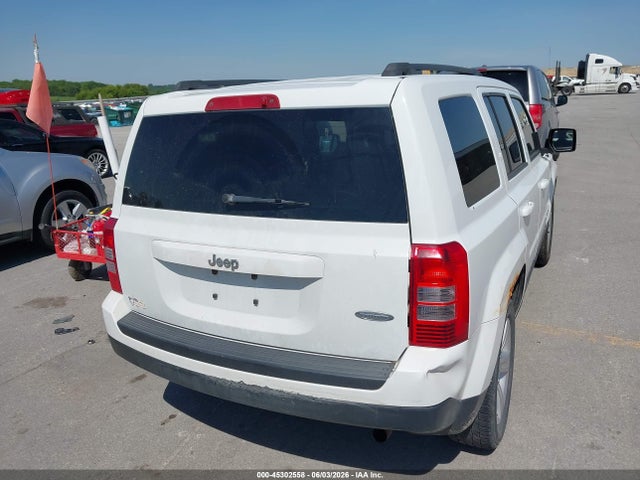 2014 Jeep Patriot Latitude მანქანა იყიდება აუქციონზე, vin: 1C4NJPFB8ED826311, აუქციონის ნომერი: 45302558