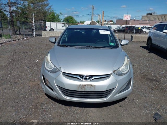 2016 Hyundai Elantra Se მანქანა იყიდება აუქციონზე, vin: 5NPDH4AE6GH797704, აუქციონის ნომერი: 45302616
