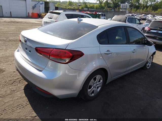 Продаж на аукціоні авто 2018 Kia Forte Lx, vin: 3KPFK4A70JE256610, номер лоту: 45302652