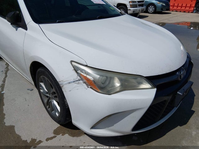 Aukcja sprzedaży 2015 Toyota Camry Se, vin: 4T1BF1FK0FU951561, numer aukcji: 45302681