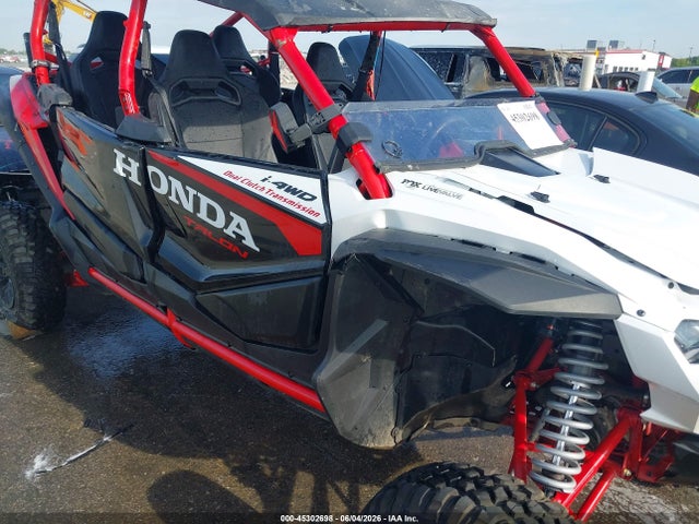 45302698 :رقم المزاد ، 1HFVE0625R4401295 vin ، 2024 Honda Sxs1000 S4r مزاد بيع