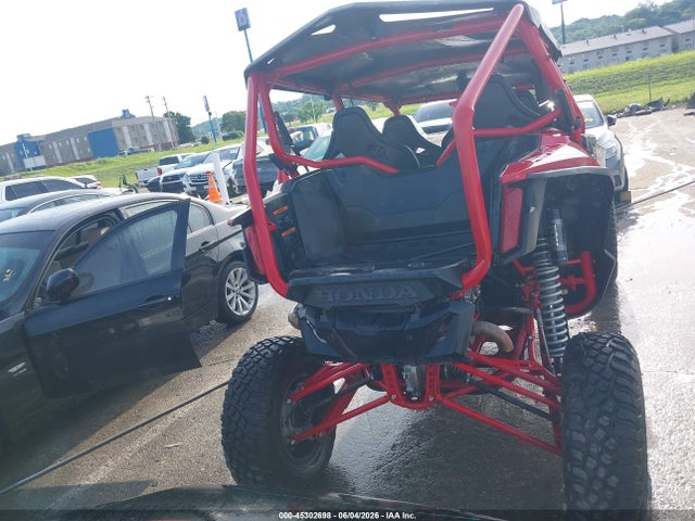 45302698 :رقم المزاد ، 1HFVE0625R4401295 vin ، 2024 Honda Sxs1000 S4r مزاد بيع