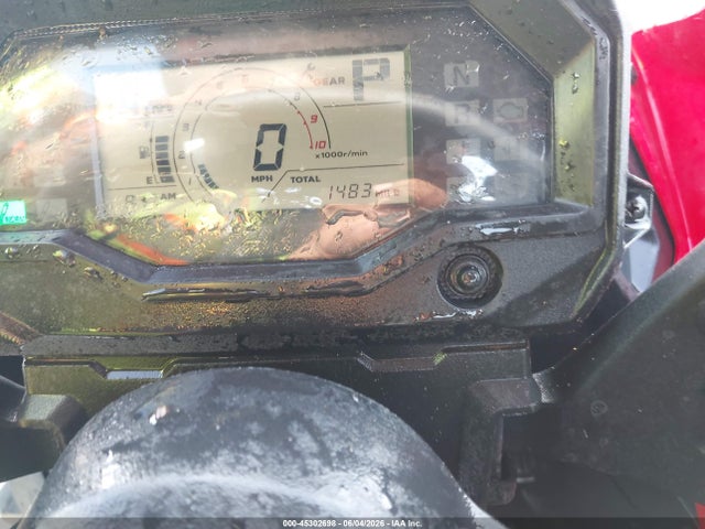 45302698 :رقم المزاد ، 1HFVE0625R4401295 vin ، 2024 Honda Sxs1000 S4r مزاد بيع