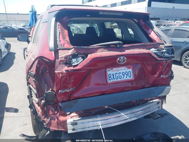2T3W1RFV9MW159213 Toyota Rav4 Xle