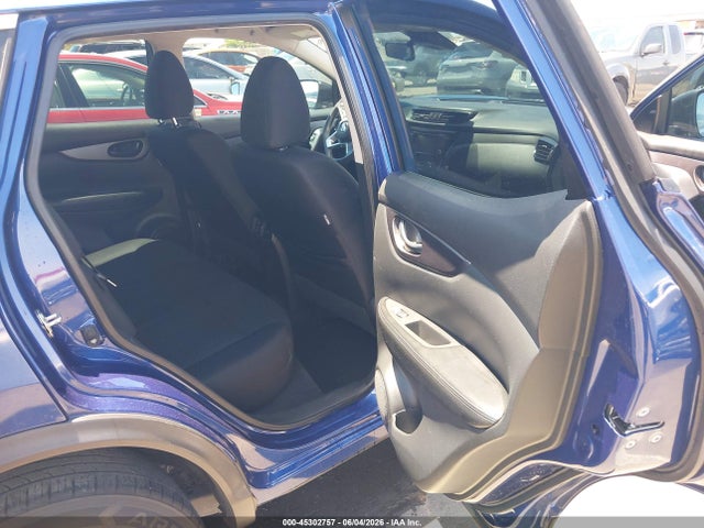 JN1BJ1AV0MW302934 Nissan Rogue Sport S Fwd Xtronic Cvt