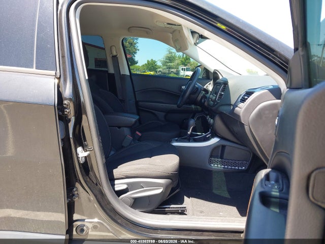 Продажа на аукционе авто 2018 Jeep Compass Sport Fwd, vin: 3C4NJCAB8JT374395, номер лота: 45302759