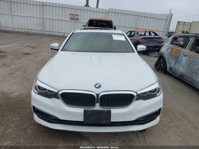 BMW 530I 2019 WBAJA5C57KWW31833 Image 11